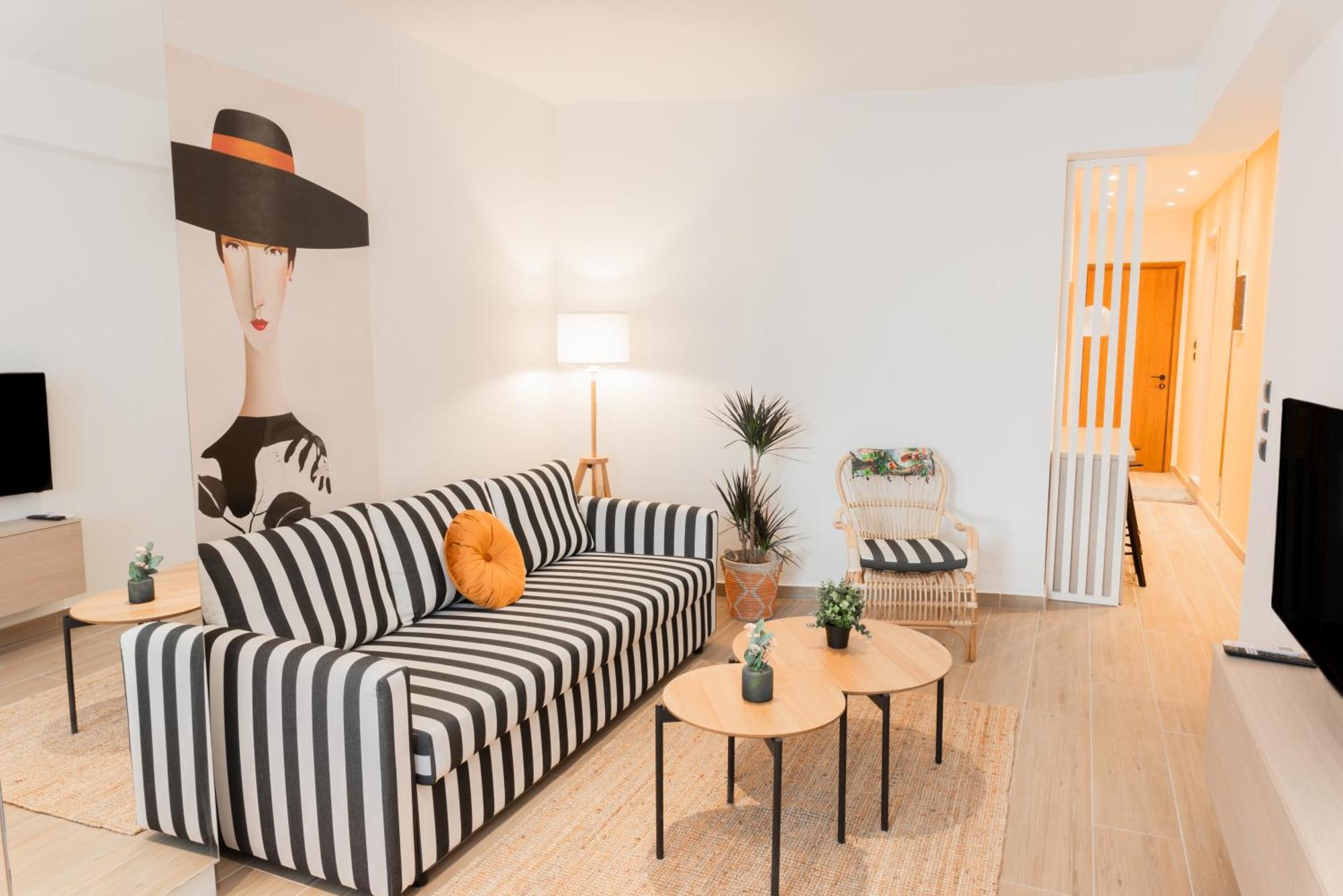 Madam Apartments - Elegant, Cozy, Comfortable, Central يانينة الغرفة الصورة